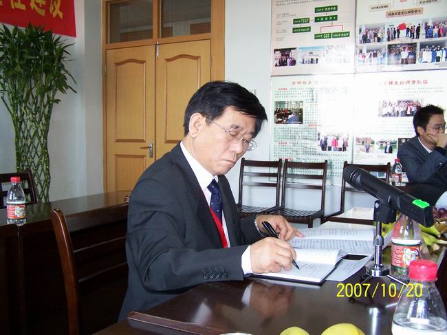 教育部评估专家张有智教授走访社会学院